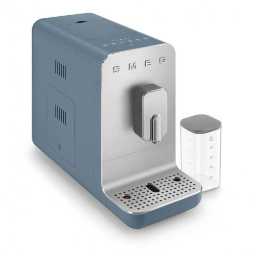 Автоматическая кофемашина Smeg, мощность 1350 Вт, регулируемый уровень помола, размер порции, жесткость воды, подсветка диспенсера, автоматическое выключение, кнопочное управление, объем резервуара 1.4 л, поддон для сбора капель, давление 19 бар, цвет син Автоматическая кофемашина Smeg, мощность 1350 Вт, регулируемый уровень помола, размер порции, жесткость воды, подсветка диспенсера, автоматическое выключение, кнопочное управление, объем резервуара 1.4 л, поддон для сбора капель, давление 19 бар, цвет син