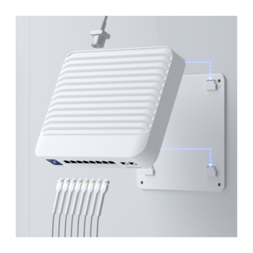 Коммутатор/ UniFi Pro 8 PoE has 8 ports (6 PoE+, 2 PoE++), 120W total PoE, 56 Gbps switching