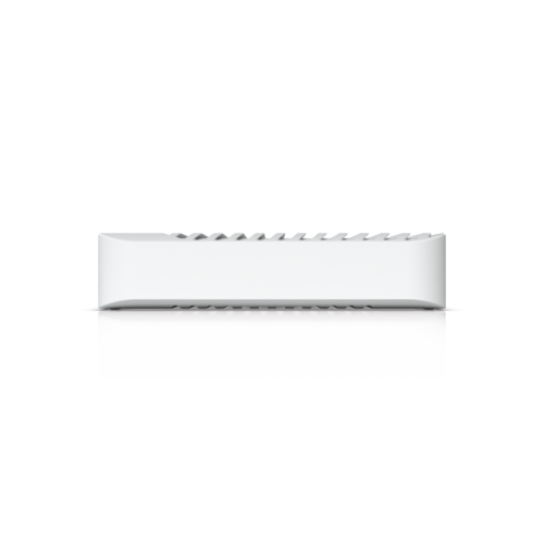Коммутатор/ UniFi Pro 8 PoE has 8 ports (6 PoE+, 2 PoE++), 120W total PoE, 56 Gbps switching