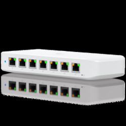 Коммутатор Ubiquiti UniFi Switch Ultra PoE-коммутатор, 8х 1G RJ45, раздача 42 Вт