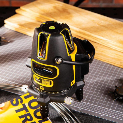 Лазерный уровень Deli DL332305 5 лучей(зеленый цвет), точность +/-1,5мм/7м, угол самовыравнивания 3°, 2АКБ 4 А*ч+ЗУ, время работы до 4 часов, кейс