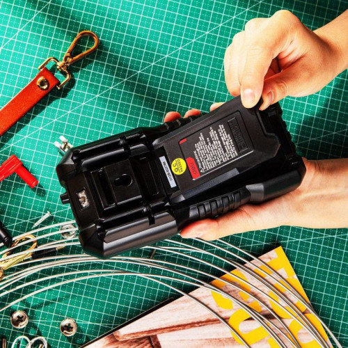 Многофункциональный цифровой мультиметр Deli DL334303 напряж. 0-1000В, сила тока 0,02-10А, сопр. до 60 МОм, ЖК-дисплей