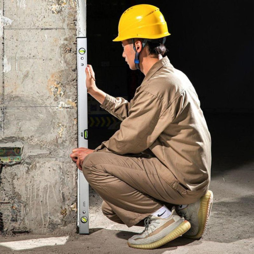 Строительный уровень Deli DL7001000B 1000мм, алюминиевый сплав, мягкие резиновые заглушки, магнит