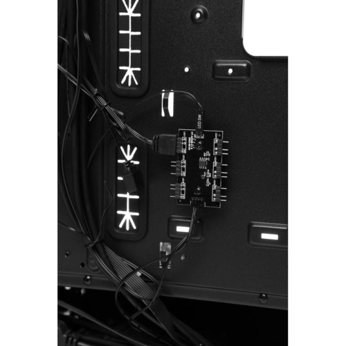 Корпус Azza Eclipse черный ATX 9x120mm 5x140mm 2xUSB2.0 1xUSB3.0 audio bott PSU [CSAZ-440 ECLIPSE]