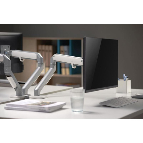 Кронштейн для мониторов Ultramounts UM734SIL серый/серебристый 17