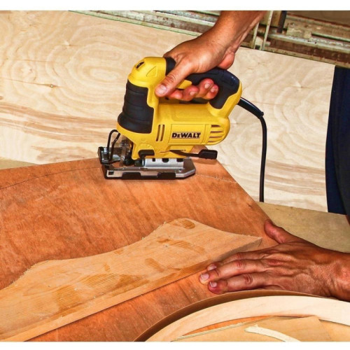 Лобзик DeWalt DWE349 +1пил. 650Вт 3200ходов/мин от электросети Лобзик DeWalt DWE349 +1пил. 650Вт 3200ходов/мин от электросети