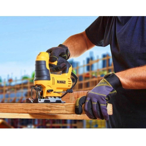 Лобзик DeWalt DWE349 +1пил. 650Вт 3200ходов/мин от электросети Лобзик DeWalt DWE349 +1пил. 650Вт 3200ходов/мин от электросети