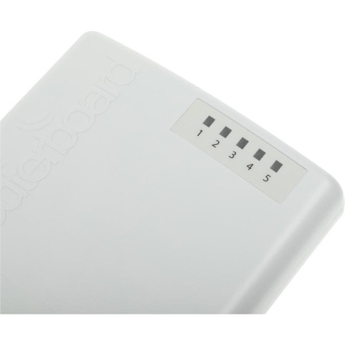 Маршрутизатор MikroTik PowerBox (RB750P-PBR2) 10/100BASE-TX белый