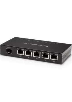 Маршрутизатор/ Compact but powerful router sporting (5) Gigabit RJ45 ports with passive PoE support and an SFP port