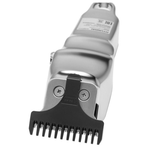 Машинка для стрижки/ Машинка для стрижки Hyundai H-HC7111 серебристый/черный 5Вт (насадок в компл:3шт)