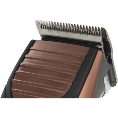 Машинка для стрижки/ Машинка для стрижки Centek CT-2113 коричневый/черный 12Вт (насадок в компл:4шт)