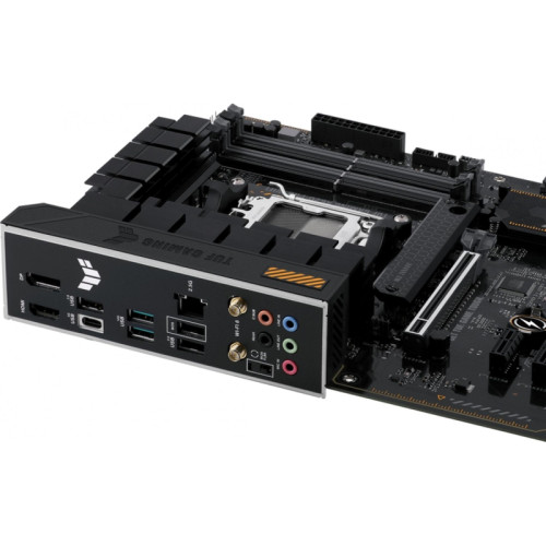 Материнская плата ASUS TUF GAMING A620-PRO WIFI SocketAM5 AMD A620 4xDDR5 ATX AC`97 8ch(7.1) 2.5Gg RAID+HDMI+DP [TUF GAMING A620-PRO WIFI]