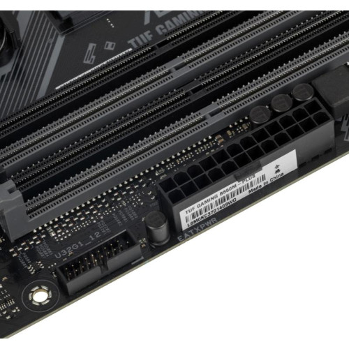 Материнская плата ASUS TUF GAMING B550M-PLUS Soc-AM4 AMD B550 4xDDR4 mATX AC`97 8ch(7.1) 2.5Gg RAID+HDMI+DP [TUF GAMING B550M-PLUS]