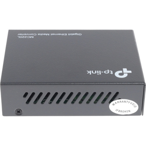 Конвертер/ 10/100/1000Mbps RJ45 to 1000Mbps SFP slot supporting MiniGBIC modules, switching Power Adapter, chassis mountable Конвертер/ 10/100/1000Mbps RJ45 to 1000Mbps SFP slot supporting MiniGBIC modules, switching Power Adapter, chassis mountable