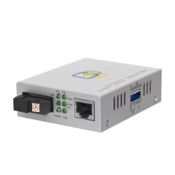 Медиаконвертер/ Медиаконвертер  10/100-Base-T / 100Base-FX, Tx/Rx: 1310/1550нм