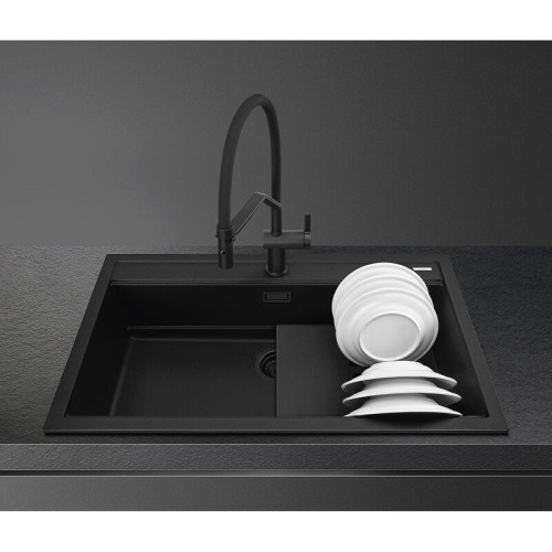 Мойка Smeg/ Мойка Smeg, композитная, 86 см, гранит, серия Quadra, стандартное встраивание, цвет черный
