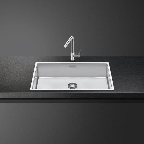 Мойка Smeg/ Мойка Smeg, сварная, из нержавеющей стали, серия Mira, 70 см, вровень со столешницей, толщина чаши 1 мм Мойка Smeg/ Мойка Smeg, сварная, из нержавеющей стали, серия Mira, 70 см, вровень со столешницей, толщина чаши 1 мм