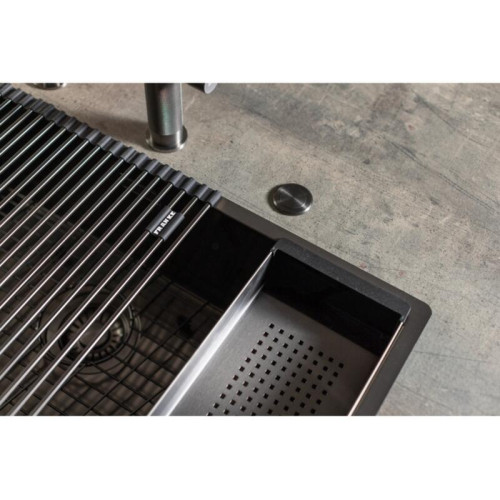 Мойка Franke/ BEST, Мойка Franke BXM 210/110-68 F-INOX, серия Mythos, мойка 725x450 мм, чаша 685x410x200 мм  возможен монтаж сверху, вровень и под столешницу, скрытый перелив , вентиль автомат с кнопкой, сифон, металлическая решетка-подставка, материал не