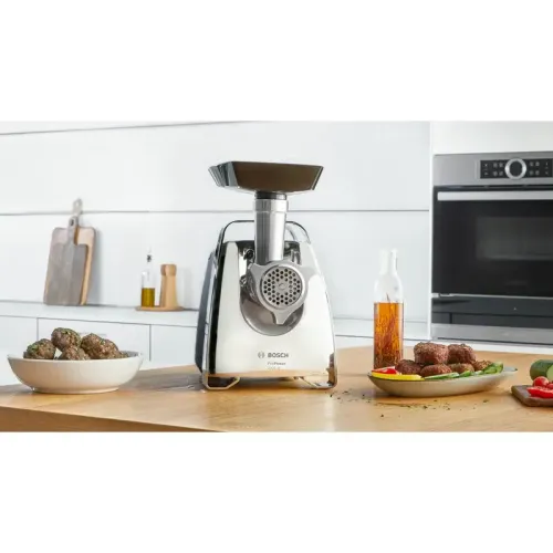 Мясорубка BOSCH MFW67440 Мясорубка 700Вт, 3.5 кг/мин, реверс, насадки: шинковка, кеббе, колбас