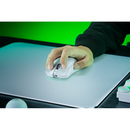 Игровая мышь Razer Viper V4 Pro - White Mouse/ Razer Viper V4 Pro - White Mouse Игровая мышь Razer Viper V4 Pro - White Mouse/ Razer Viper V4 Pro - White Mouse