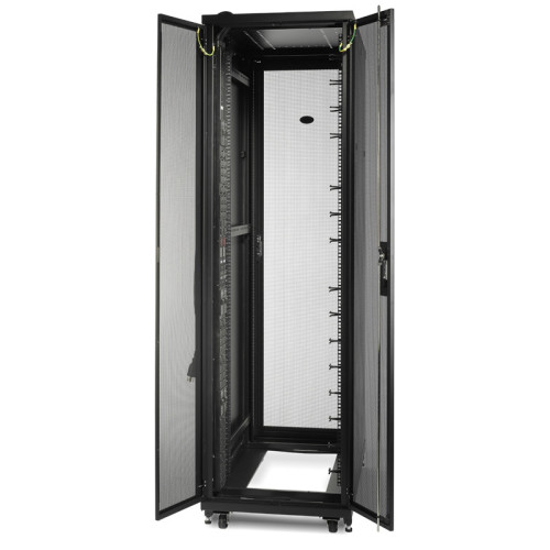 Шкаф/ NetShelter SV 42U 600mm Wide x 1060mm Deep Enclosure with Sides Black