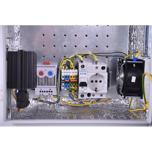 Шкаф монтажный ЦМО Эконом (ШТВ-НЭ-4.4.21-3ААА-Т2) настенный 400x210мм пер.дв.стал.лист задн.дв.спл.стал.лист несъемн.бок.пан. серый 180мм 400мм IP66 уличный всепогодный с нагревателем с силовыми розетками 60Вт