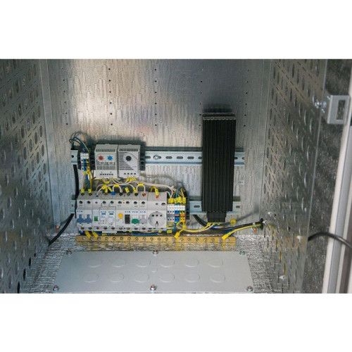 Шкаф коммутационный ЦМО (ШТВ-Н-15.6.5-4ААА-Т1) настенный 15U 600x530мм пер.дв.металл несъемн.бок.пан. 150кг серый 120град. 750мм всепогодный с вентилятором с нагревателем укомплектованный