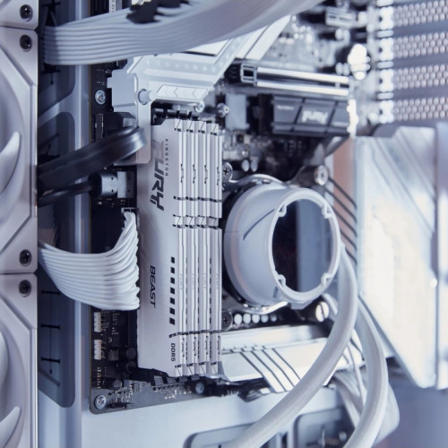 Память оперативная/ Kingston 32GB 6000MT/s DDR5 CL36 DIMM FURY Beast White EXPO