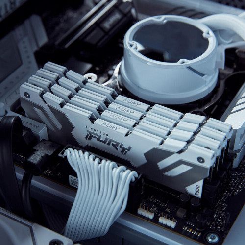 Память оперативная/ Kingston 24GB 8400MT/s DDR5 CL40 CUDIMM FURY Renegade White XMP