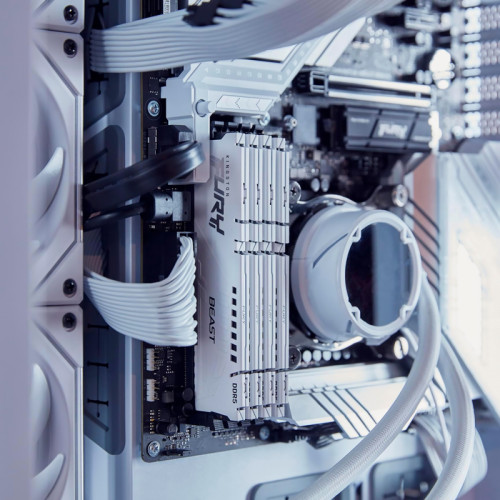 Память оперативная/ Kingston 128GB 5200MT/s DDR5 CL40 DIMM (Kit of 4) FURY Beast White XMP