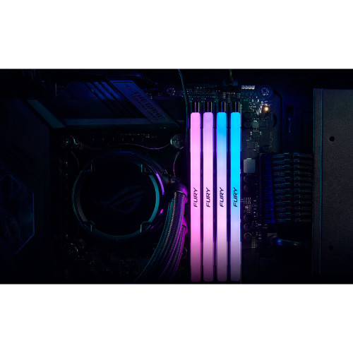 Память оперативная/ Kingston 32GB 6400MT/s DDR5 CL32 DIMM FURY Renegade RGB XMP