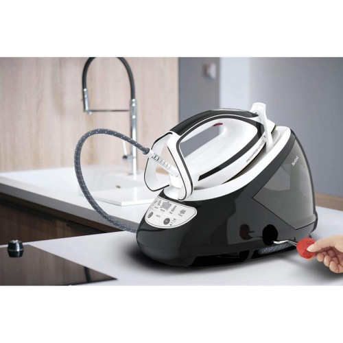 Парогенератор/ Парогенератор Tefal GV9550E0 2600Вт черный