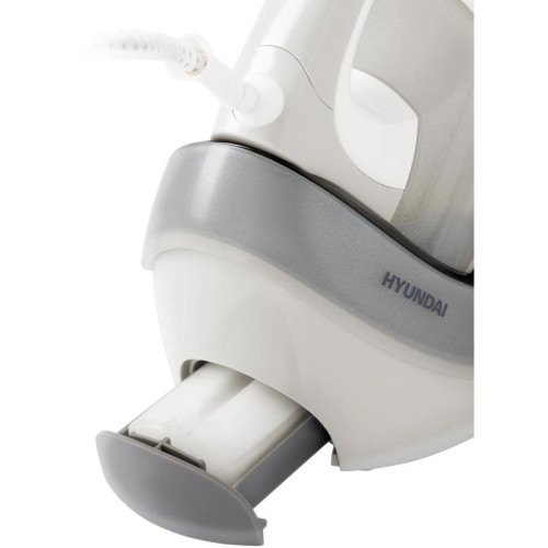 Парогенератор/ Парогенератор Hyundai H-SSP2600 2600Вт белый/серебристый
