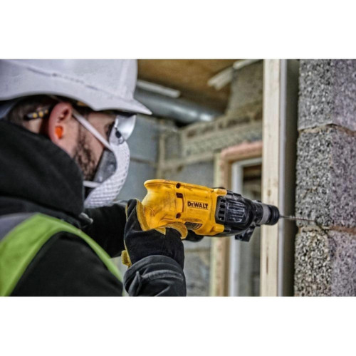 Перфоратор DeWalt D25033K-QS патрон:SDS-plus уд.:2.1Дж (кейс в комплекте)
