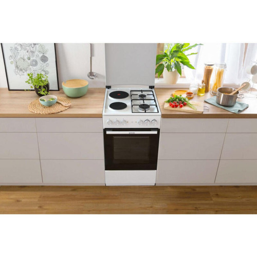 Комбинированная плита Gorenje, полезный объем 68 л, очистка паром AquaClean, сводчатая форма духовки, механическое управление, электроподжиг, цвет белый