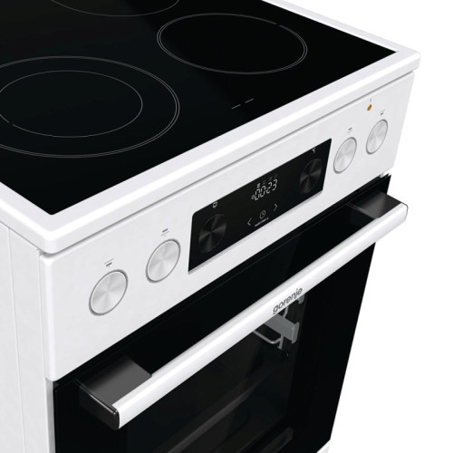 Плита Gorenje/ Плита Gorenje, полезный объем 70 л, эргономичные переключатели, сенсорный программатор IconLED, эмаль SilverMatte, очистка паром, индикатор остаточного тепла для каждой конфорки, телескопические направляющие на 2-х уровнях, дверца CompactDo