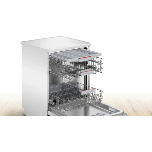 Посудомоечная машина Bosch SMS4HVW00E белый (полноразмерная) Посудомоечная машина Bosch SMS4HVW00E белый (полноразмерная)