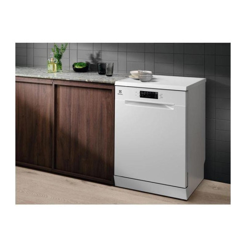 Посудомоечная машина Electrolux ESM48310SW белый (полноразмерная) Посудомоечная машина Electrolux ESM48310SW белый (полноразмерная)