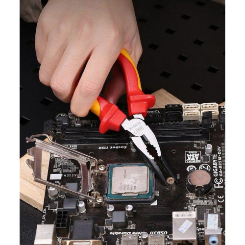 Диэлектрические удлиненные плоскогубцы Deli DL512106 160мм, сталь Cr-V, сертификат VDE для работ под напряжением до 1000 В Диэлектрические удлиненные плоскогубцы Deli DL512106 160мм, сталь Cr-V, сертификат VDE для работ под напряжением до 1000 В