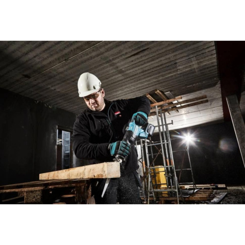 Сабельная пила Makita JR001GZ аккум. 3000ход/мин Сабельная пила Makita JR001GZ аккум. 3000ход/мин