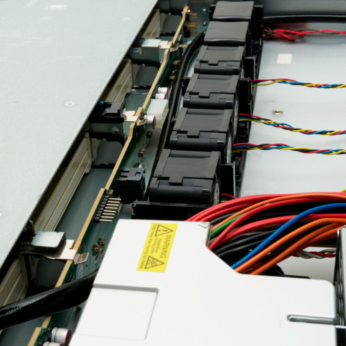 Серверный корпус/ 1U rackmount , ATX, Micro-ATX and Mini-ITX mb, 4*3.5 Серверный корпус/ 1U rackmount , ATX, Micro-ATX and Mini-ITX mb, 4*3.5