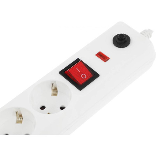 Сетевой фильтр IEK СФ-03К 1.5м (3 розетки) белый (коробка)