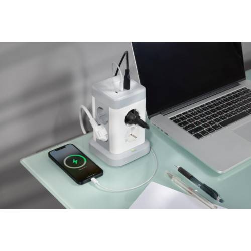 Удлинитель/ DOMINIC Удлинитель У08K 8 мест 2P+PE 1,5м 3х1,0мм2 16А/250В USB A+C 20Вт серый IEK Удлинитель/ DOMINIC Удлинитель У08K 8 мест 2P+PE 1,5м 3х1,0мм2 16А/250В USB A+C 20Вт серый IEK