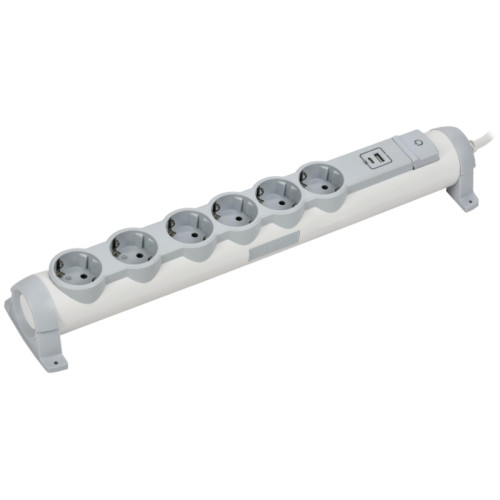Удлинитель/ COMFORT Удлинитель У06К 6 мест 2P+PE 1,5м 3х1,5мм2 16А USB A+C 20Вт белый
