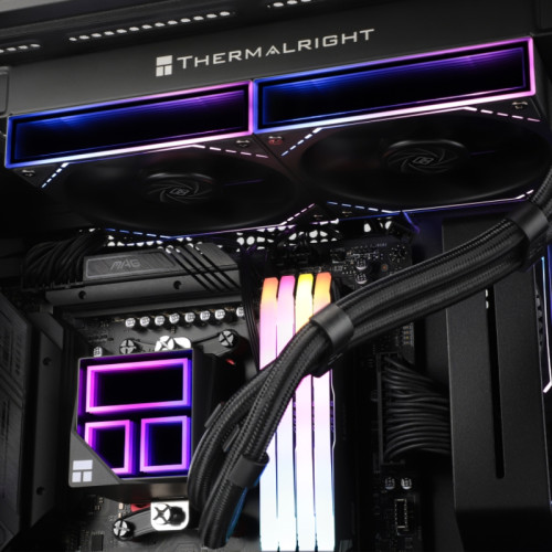 Водяное охлаждение для процессора/ Water Cooling System Thermalright Frozen Infinity 240 (240mm, Black, ARGB/ Fans: 2x120mm, 68.9CFM, 28.2dBA, 2000RPM/ Pump height 60mm, Rad thickness 27mm/ S: 1700, 1200, 1851, 115X, AM5, AM4)