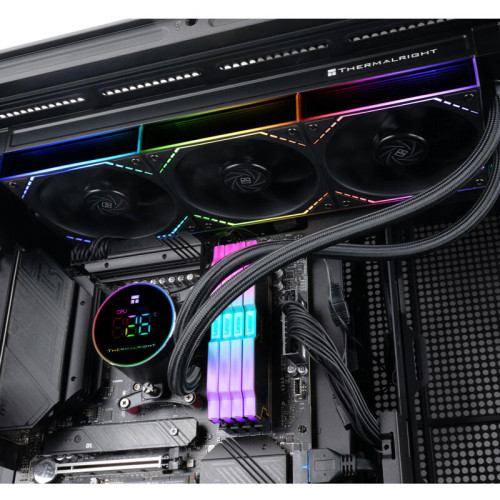 Система жидкостного охлаждения/ Water Cooling System Thermalright Frozen Magic 360 Digital V2 (360mm, LED temp., Black, ARGB/ Fans: 3x120mm, 68.9CFM, 28.2dBA, 2000RPM/ Pump height 54.4mm, Rad thickness 27mm/ S: 1700, 1200, 1851, 115X, AM5, AM4)