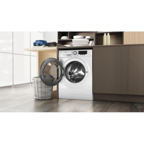 Стиральная машина Hotpoint NSD 6239 S VE RU класс: A загр.фронтальная макс.:6кг белый инвертер