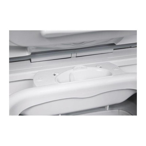 Стиральная машина Electrolux EW6TN5261F пан.англ. класс: B загр.вертикальная макс.:6кг белый Стиральная машина Electrolux EW6TN5261F пан.англ. класс: B загр.вертикальная макс.:6кг белый
