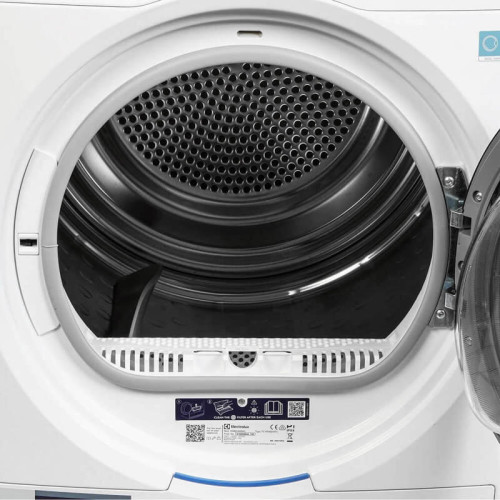 Сушильный барабан ELECTROLUX/ Сушильный барабан с тепловым насосом,SteamCare,глубина, см: 63.8, Цвет: белый, Максимальная загрузка белья (кг): 9, 12 программ, инверторный мотор,панель управления на английском языке