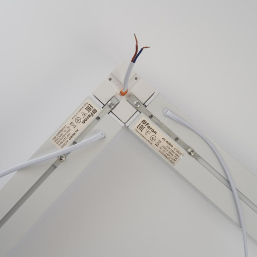 Светильник светодиодный ДПО/ Светильник светодиодный ДПО-24вт 6500К 2400Лм линейный рассеиватель матовый в алюминиевом корпусе белый